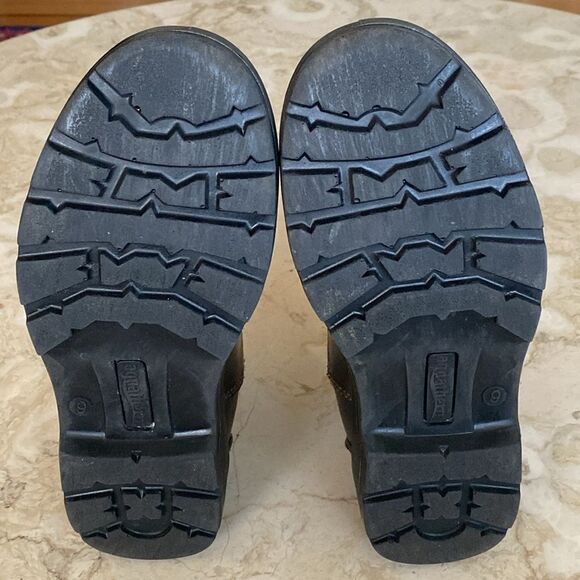 Aquatherm Water Resistant Leather Chelsea Boots - Picture 11 of 14